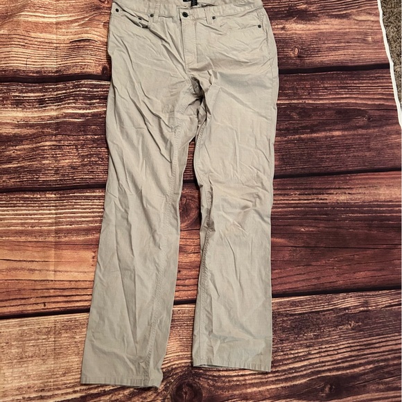 Men’s Keneth Cole Light Weight Stone Pant Size 34 x 32 - Picture 1 of 3